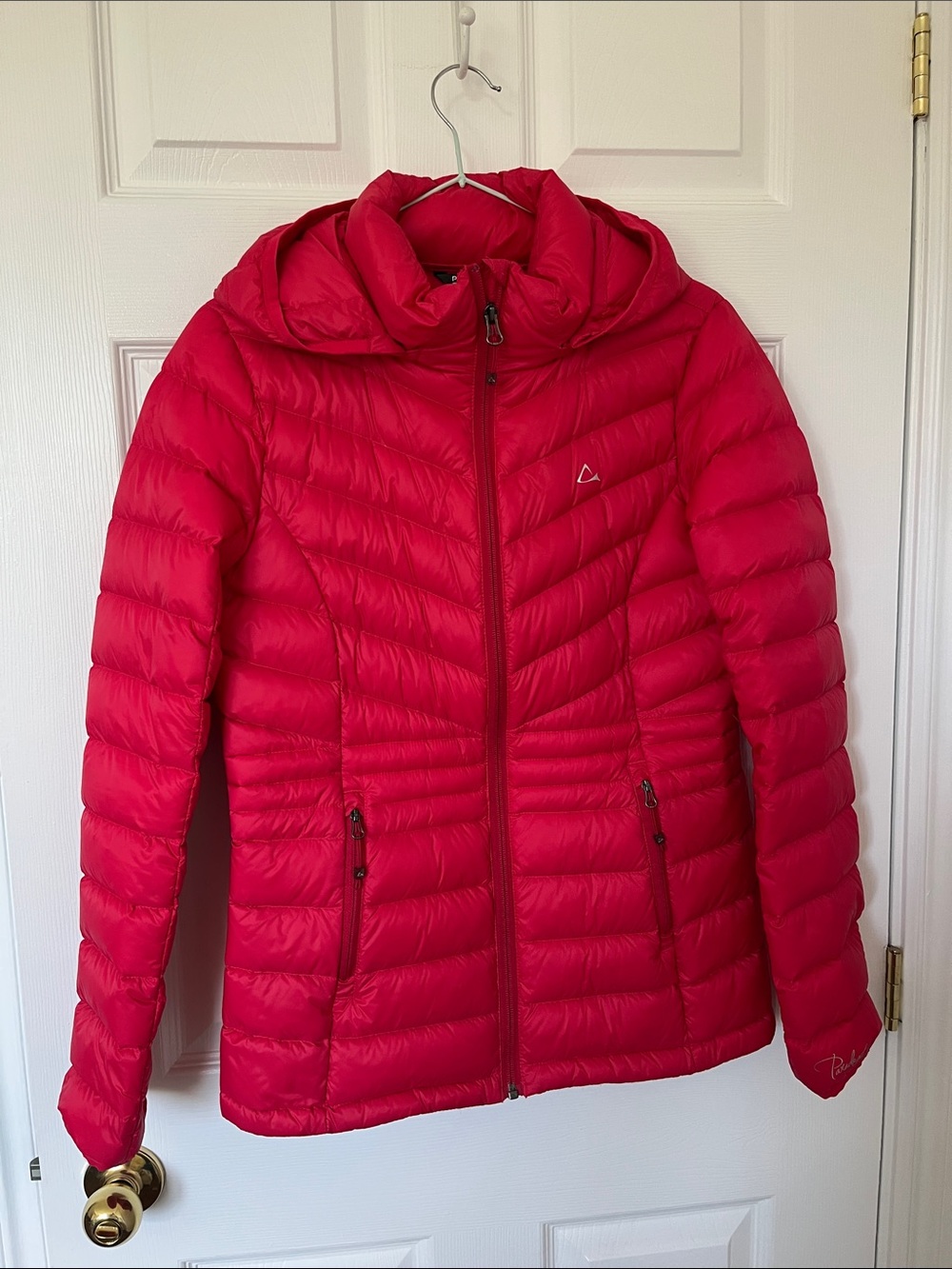 Paradox Women's Hooded Quilted Puffer Jacket - fuschia NEW.